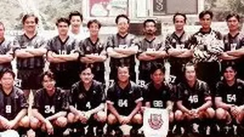 警察球迷燃放烟花辱骂观赛，MSN罚款并解雇